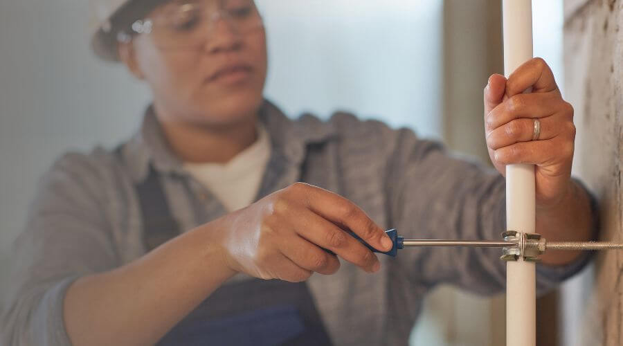 Expert burst pipe repair services in Cresbard, SD